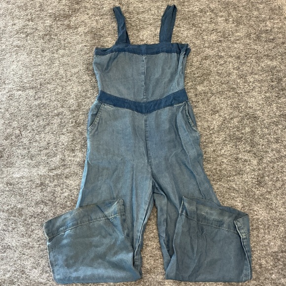 Splendid Pants - Splendid Two Tone Blue Denim Style Wide Leg Romper A7